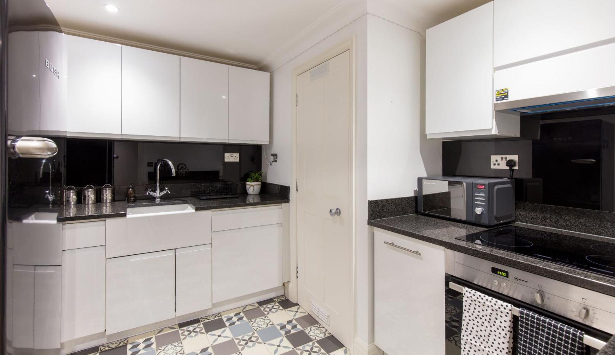 Spacious Quiet 4Bedrooms 6Beds House With Private Garage 5Min Walk To Paddington Station London Luaran gambar