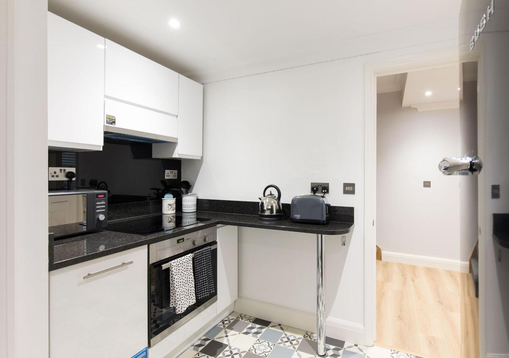 Spacious Quiet 4Bedrooms 6Beds House With Private Garage 5Min Walk To Paddington Station London Luaran gambar